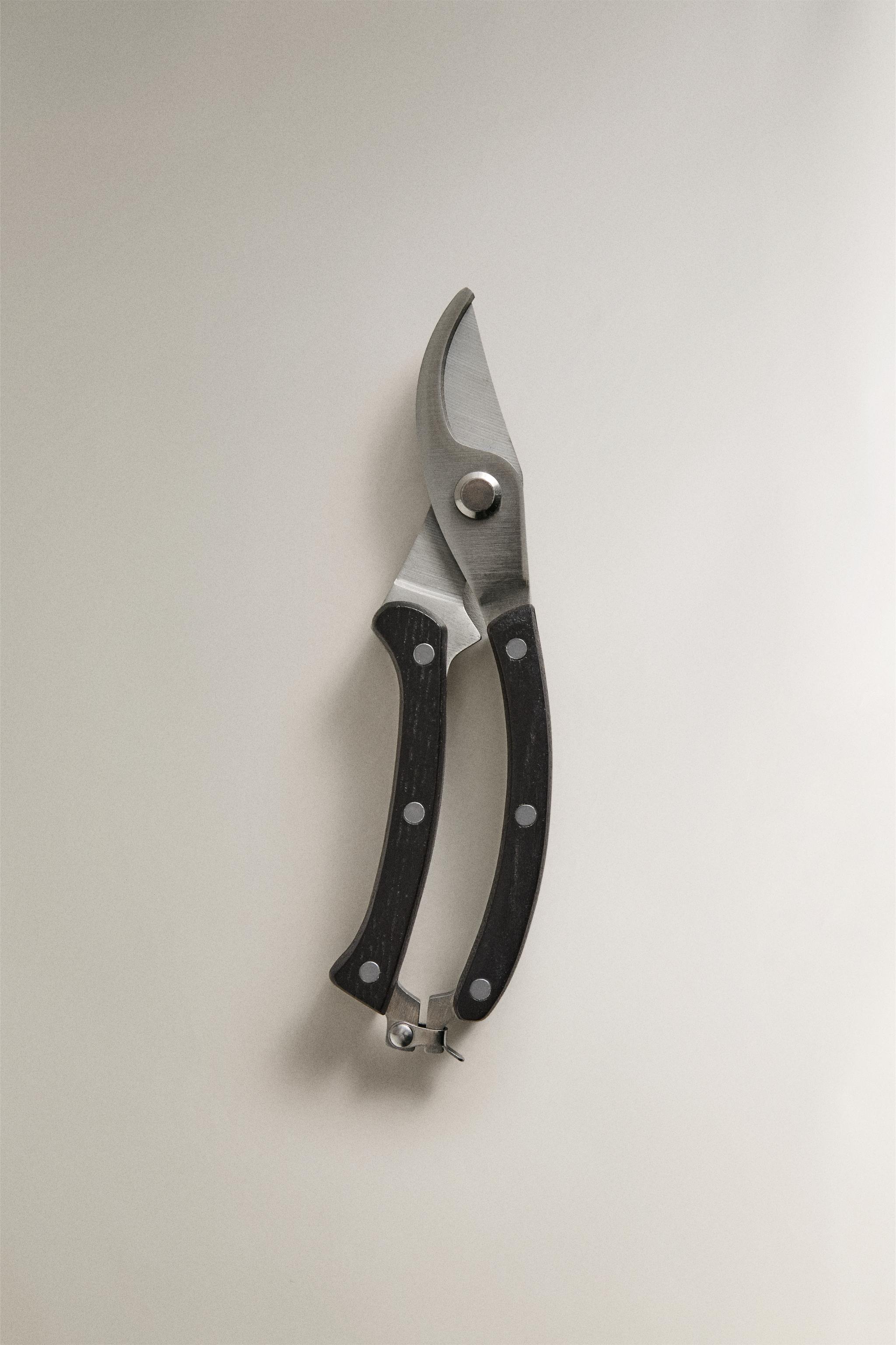 GARDEN SCISSORS